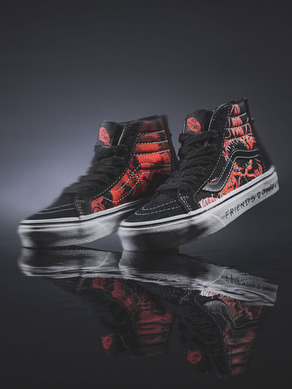 Vans Vans X Stranger Things Sk8-Hi Zip Teniși pentru copii