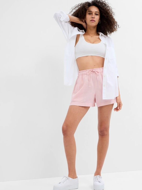 GAP Pantaloni scurți de in GAP