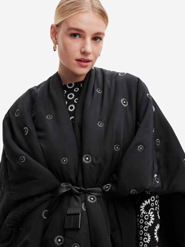 Desigual Negru Desigual pentru femei Mini Atre Elbrus Poncho de iarnă