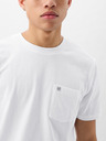 GAP Tricou cu buzunar GAP