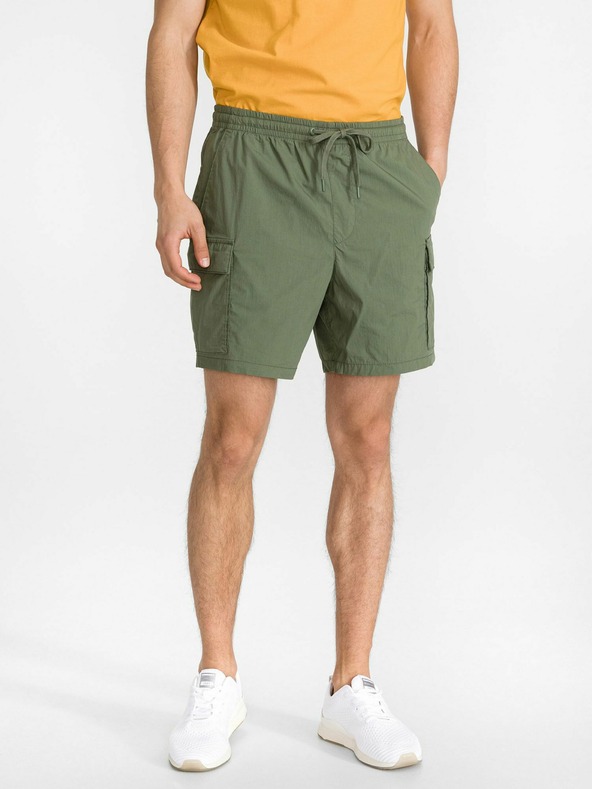 GAP Pantaloni scurți Verde